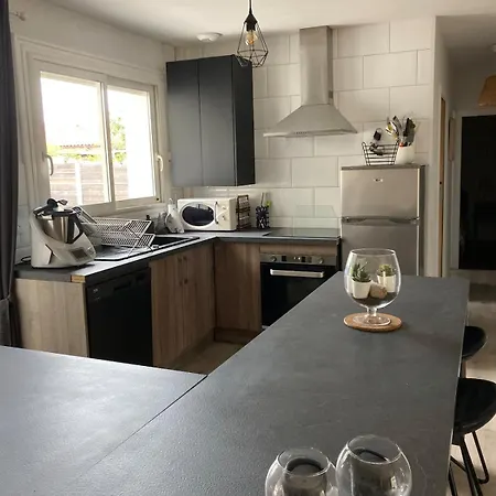 La Maison Des Jours Heureux Сasa de vacaciones
